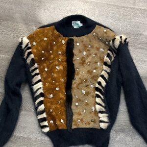 Chic Black and Brown Patterned Sweater